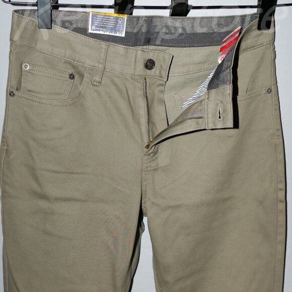 Izod Men’s 5 Pockets Pant -green - Picture 3 of 4